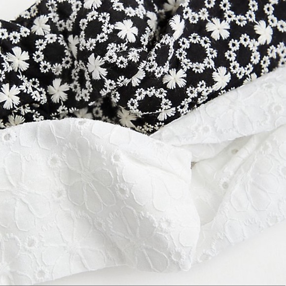 Torrid Black and White Floral Soft Headbands - Set of 2 - Picture 2 of 2